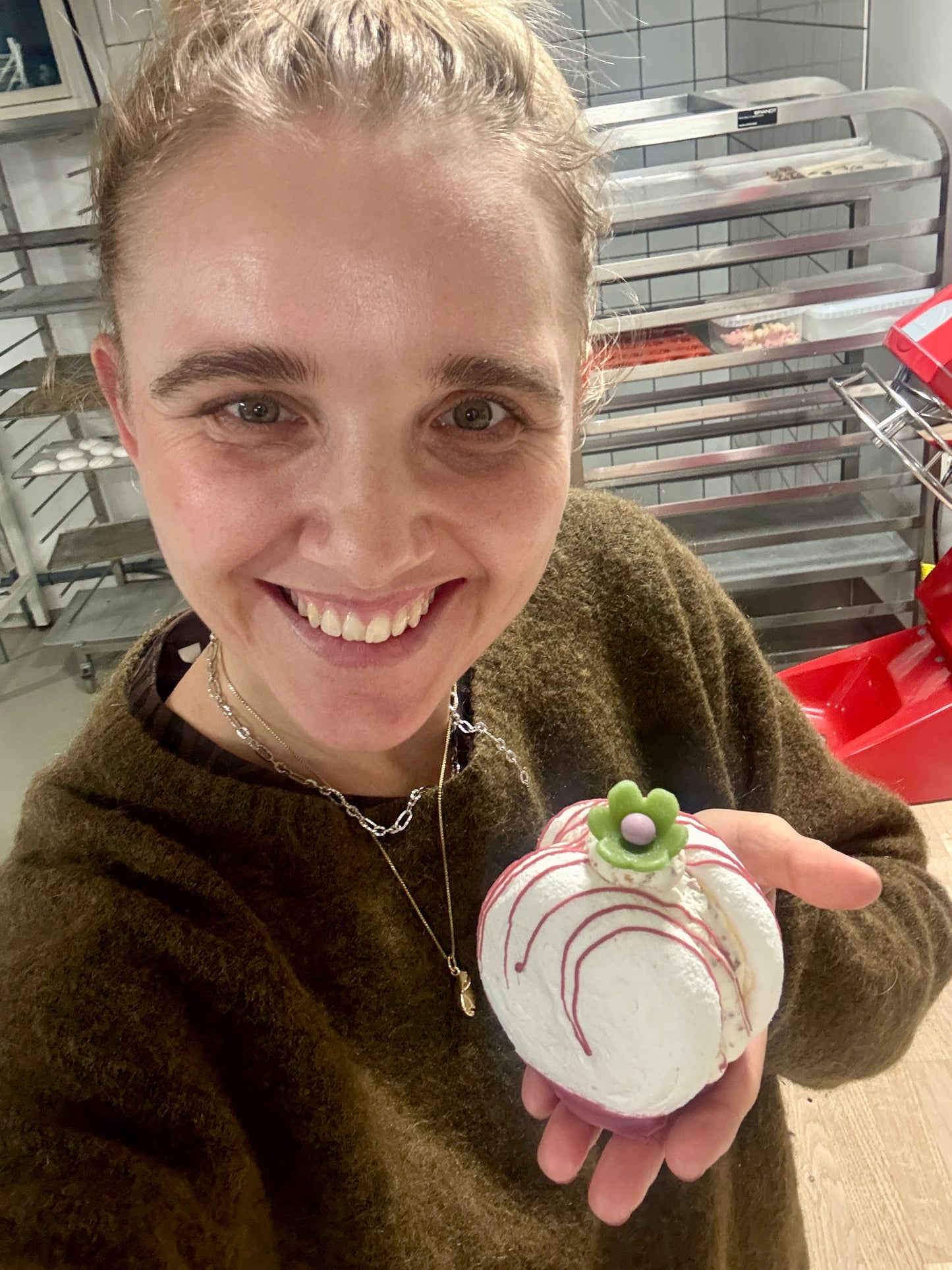 Fløde-fredag d. 7/11-25: Marengs-kugler 🍰